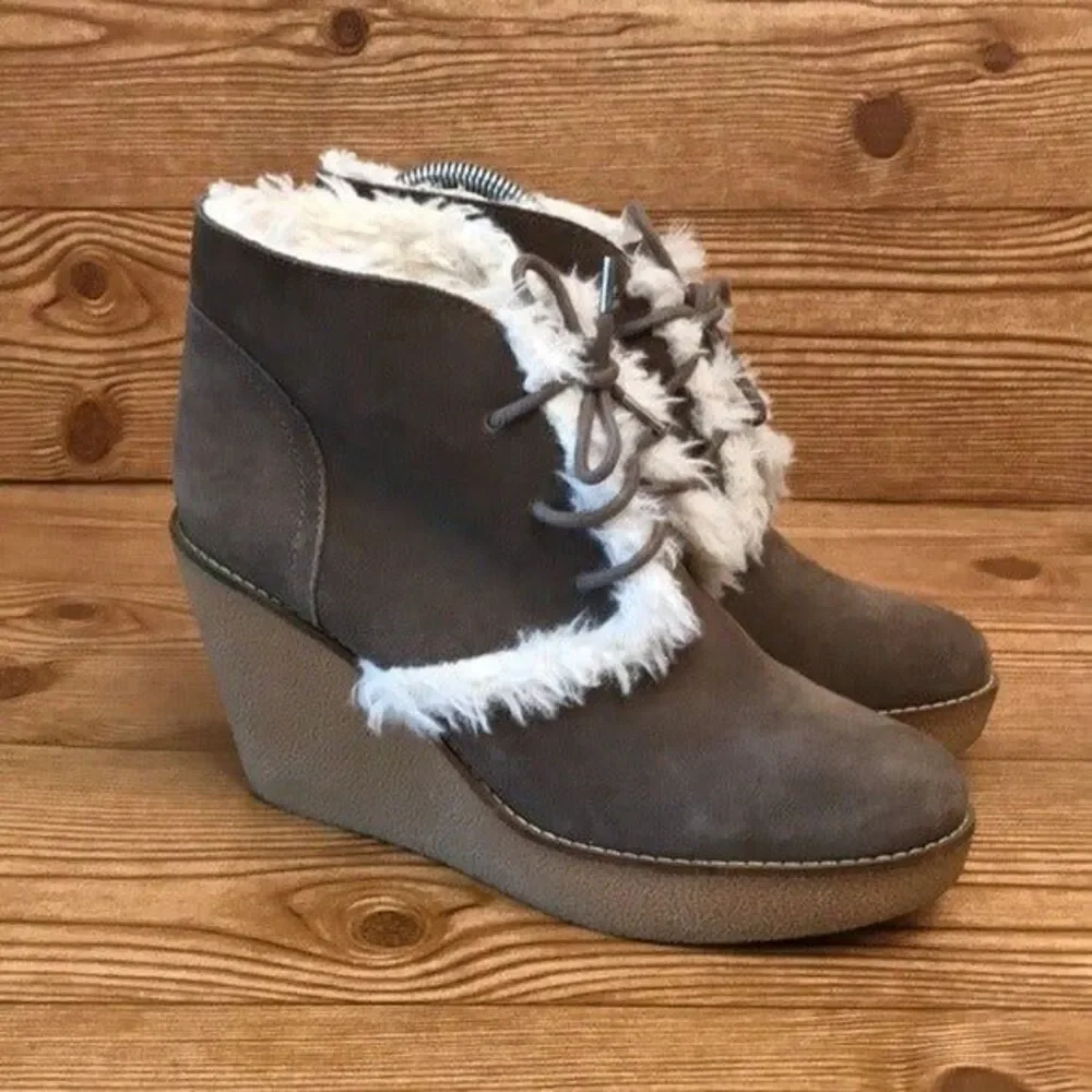 GAP NEW YORK “Gwen Shearling” Tree‎ Bark Suede Wedges Boots ladies size 9